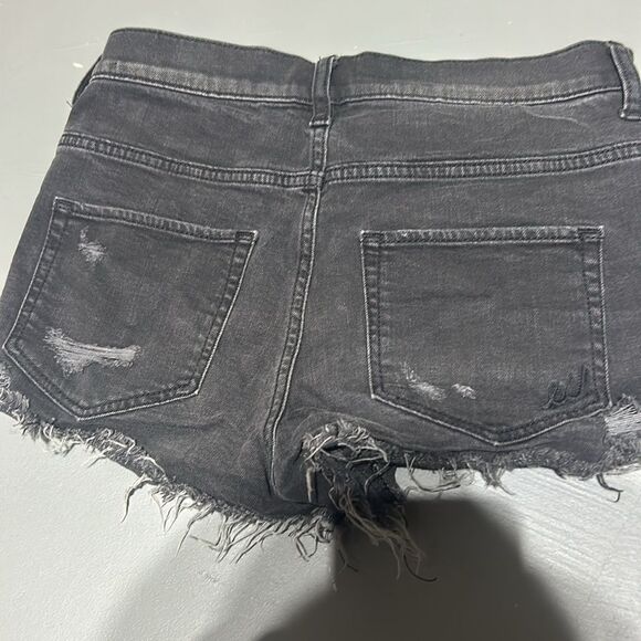Express Jean Shorts - Picture 7 of 7
